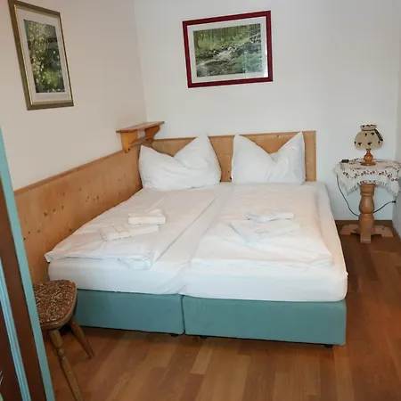 Apartmentpension Hillebrand Διαμέρισμα Κίτσμπουελ